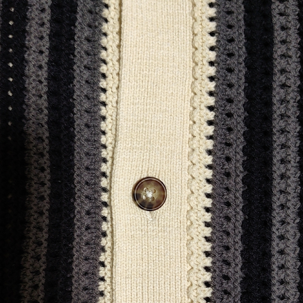 Urban Outfitters Black and Cream Striped Button Down Shirt - Picture 4 of 8
